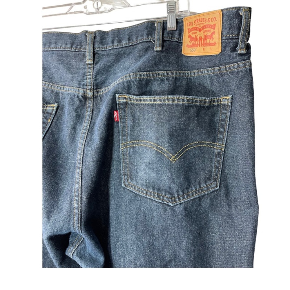 LEVI’s 559 Relaxed Straight Fit Denim Jeans Size 48Wx32L Vintage Red Tag